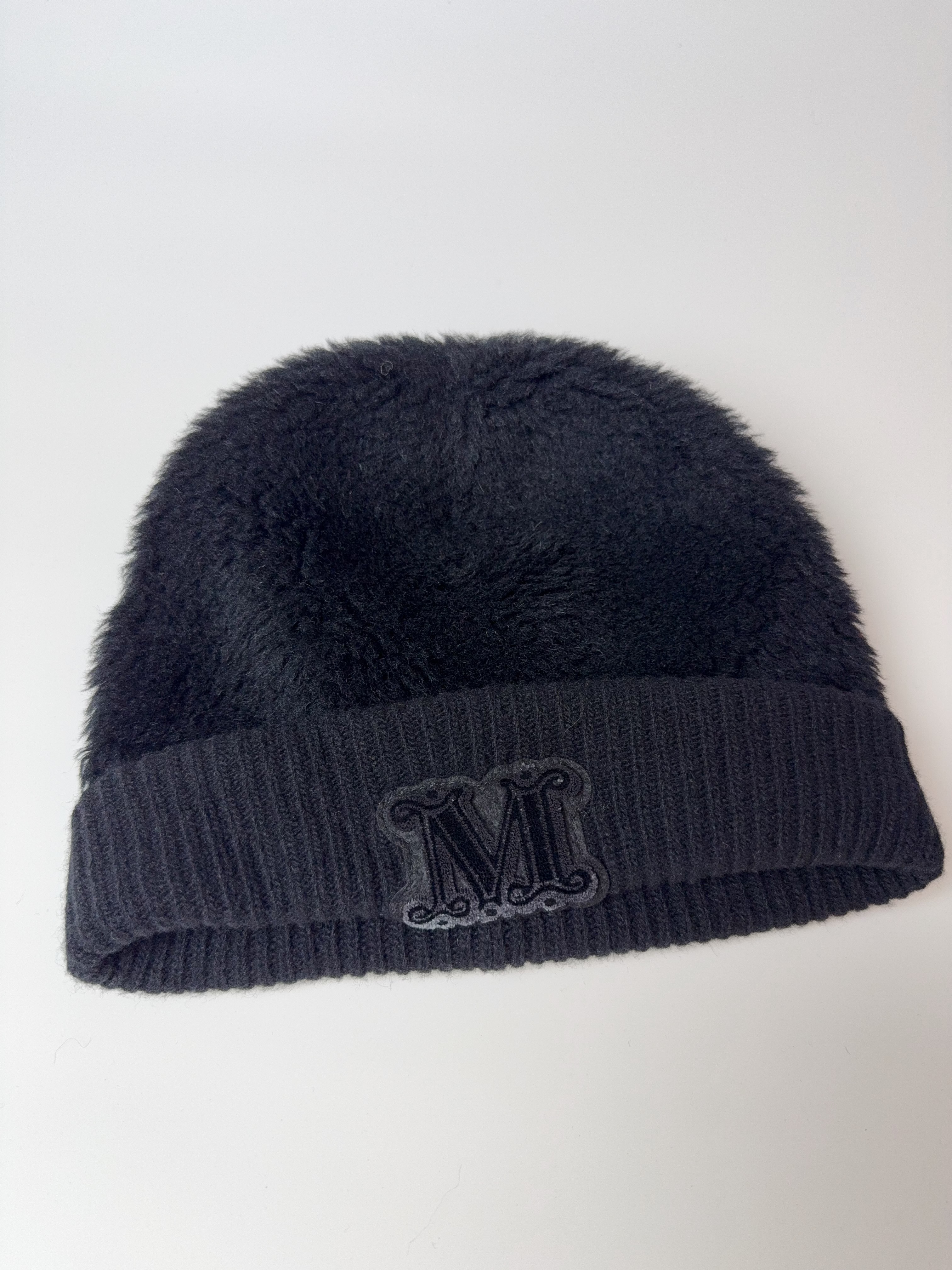Шапка Max Mara
